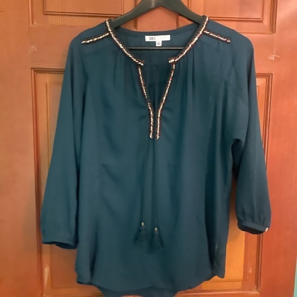 Blouse with embroidered details